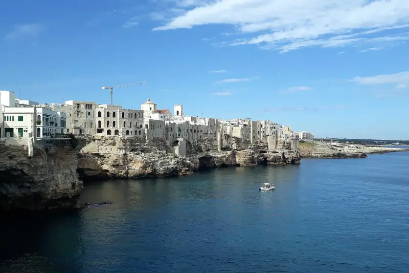 Panorama Polignano a Mare v Apulii